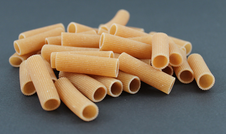 Photo demonstrating various camera settings when applied to a pasta photo shoot.