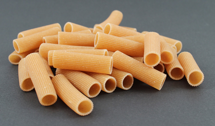 Photo demonstrating various camera settings when applied to a pasta photo shoot.